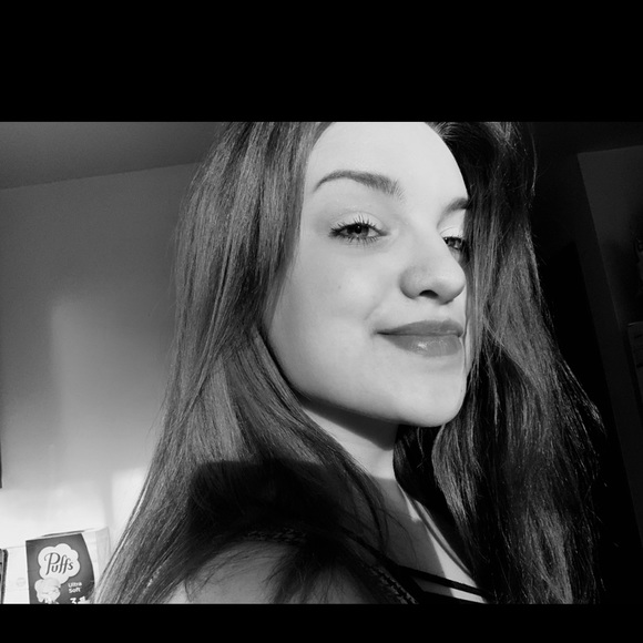 angelinaa7589